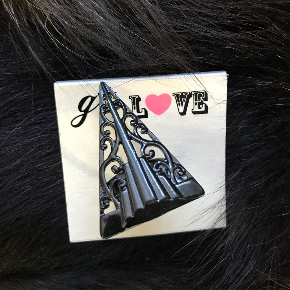 Fashion Ring by G Love